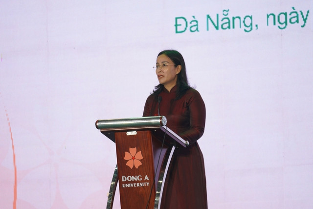 Phó Chủ tịch UBND TP Đà Nẵng Nguyễn Thị Anh Thi đánh giá cao công tác giảng dạy, đào tạo của Trường ĐH Đông Á Phó Chủ tịch UBND TP Đà Nẵng Nguyễn Thị Anh Thi đánh giá cao công tác giảng dạy, đào tạo của Trường ĐH Đông Á