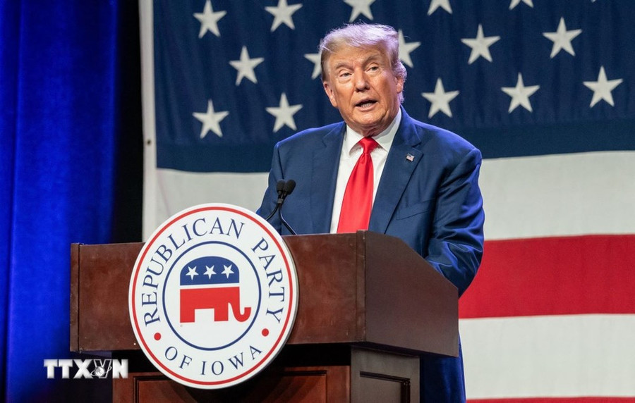 Cựu Tổng thống Mỹ Donald Trump phát biểu tại Des Moines, Iowa. (Ảnh: AFP/TTXVN) Cựu Tổng thống Mỹ Donald Trump phát biểu tại Des Moines, Iowa. (Ảnh: AFP/TTXVN)