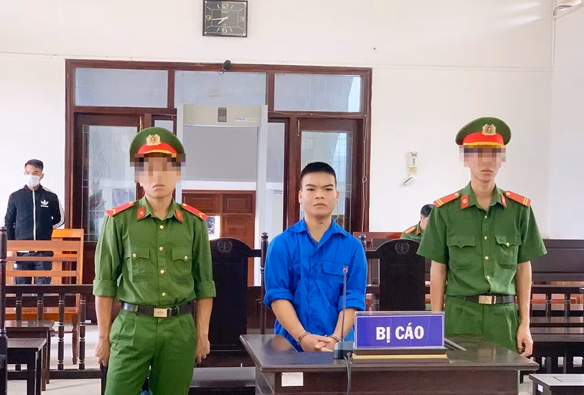 A Thiếu bị phạt mức án 10 năm tù về tội giết người. Ảnh: VH.