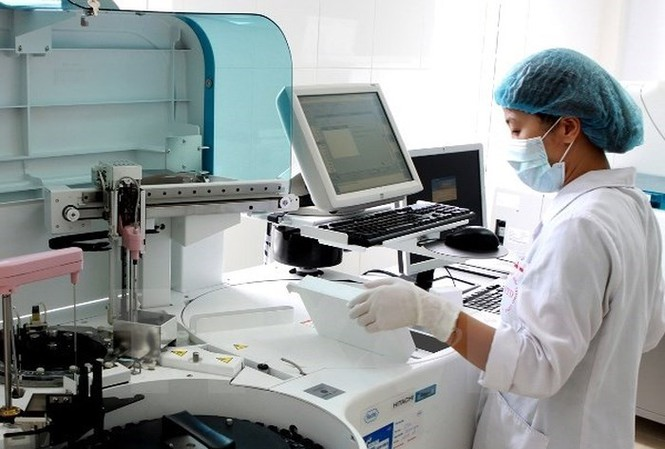 Bộ Kế hoạch và Đầu tư khẩn trương hướng dẫn các đơn vị, địa phương thực hiện đấu thầu thuốc, trang-thiết bị y tế theo thẩm quyền. Ảnh minh họa