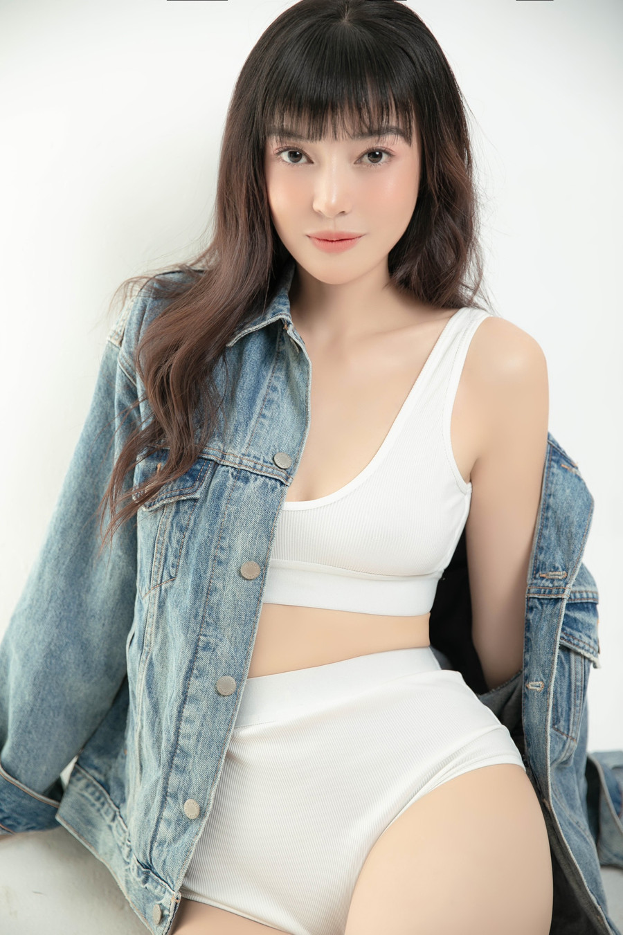 Được biết, những năm trước, Cao Thái Hà thường dành thời gian cho những chuyến du lịch để nghỉ ngơi, phục hồi năng lượng trước khi bước vào dự án mới. Ảnh: NVCC