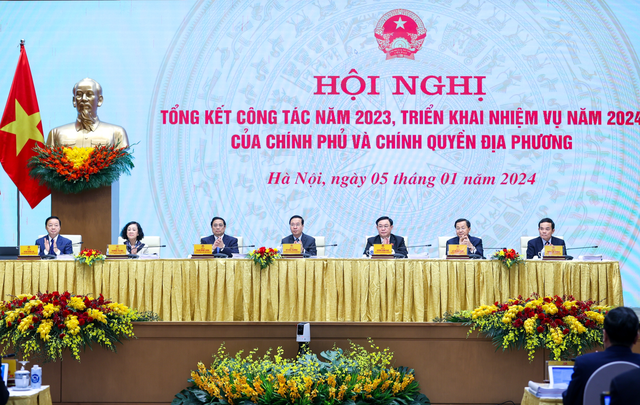 Thủ tướng Chính phủ Phạm Minh Chính cùng các đồng chí lãnh đạo Đảng, Nhà nước tham dự Hội nghị. Ảnh: VGP/Nhật Bắc Thủ tướng Chính phủ Phạm Minh Chính cùng các đồng chí lãnh đạo Đảng, Nhà nước tham dự Hội nghị. Ảnh: VGP/Nhật Bắc