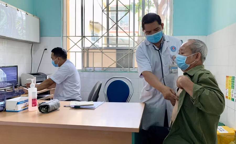 Dịch bệnh sốt xuất huyết hiện vẫn đang diễn biến phức tạp trên địa bàn tỉnh. Ảnh: N.N