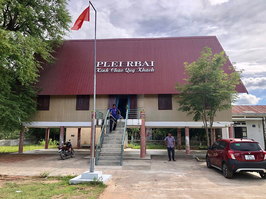 Nhà văn hóa Plei Rbai (xã Ia Piar) được xây dựng khang trang. Ảnh: Lê Nam Nhà văn hóa Plei Rbai (xã Ia Piar) được xây dựng khang trang. Ảnh: Lê Nam