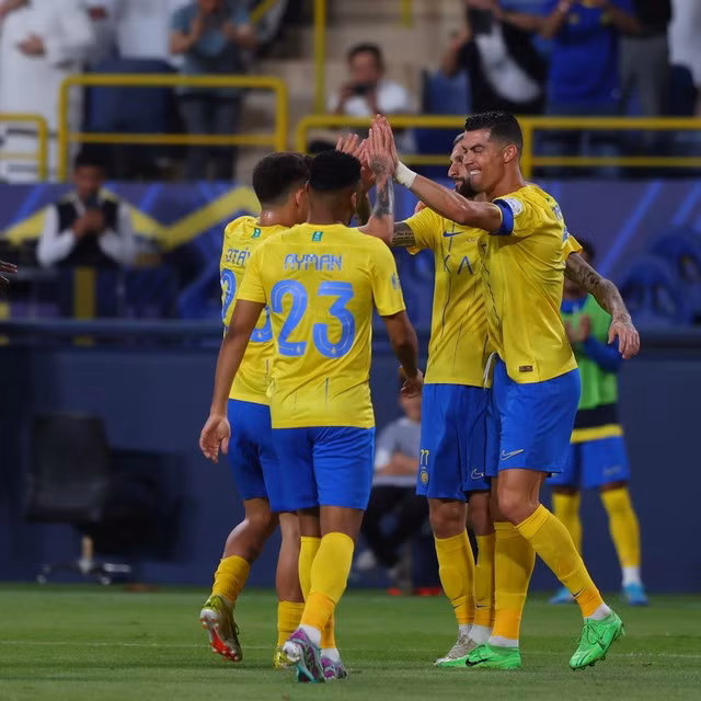 Ronaldo và đồng đội giành chiến thắng thứ 7 liên tiếp ở SPL