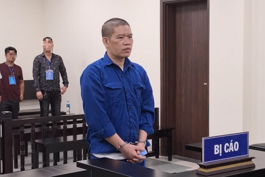 Bị cáo Lê Văn Tình tại phiên tòa. Bị cáo Lê Văn Tình tại phiên tòa.