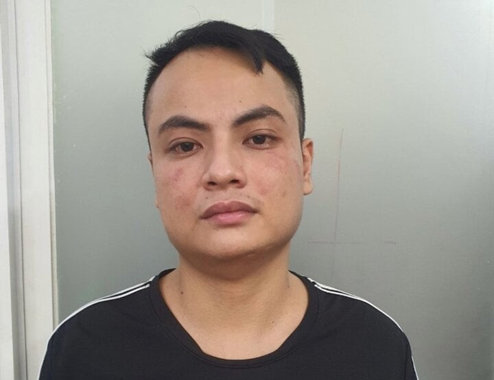 Phan Công Hiến tại Cơ quan điều tra. (Ảnh: Công an cung cấp) Phan Công Hiến tại Cơ quan điều tra. (Ảnh: Công an cung cấp)