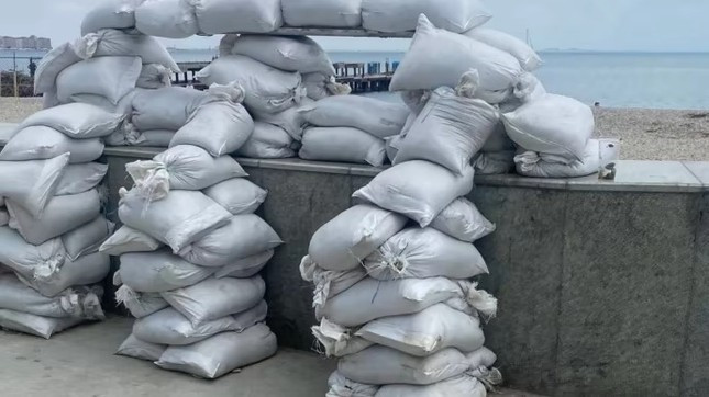 Hình ảnh mà phong trào Atesh cho là phía Nga đang tăng cường phòng thủ ở Crimea. (Ảnh: Pravda)