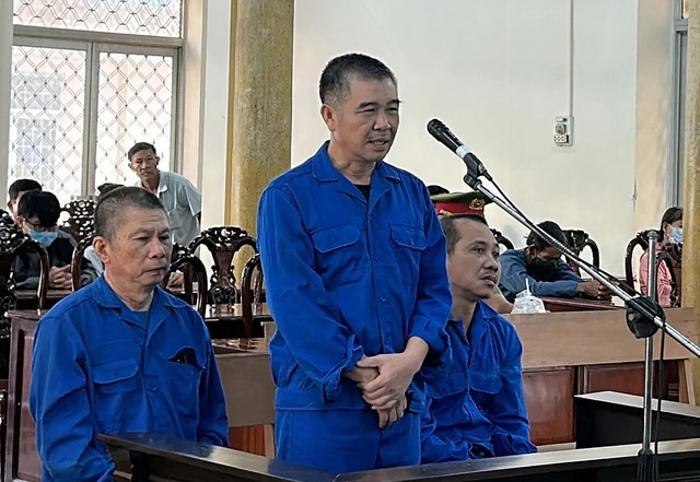 Các bị cáo tại toà. Các bị cáo tại toà.