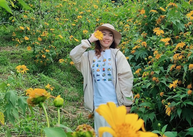 Kim Ngân chọn bỏ công việc lương cao về quê để cho bản thân cơ hội trải nghiệm nhiều điều mới mẻ. Ảnh: NVCC