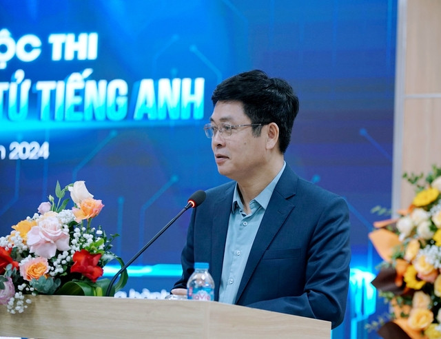 Vụ trưởng Vụ Giáo dục trung học Nguyễn Xuân Thành bày tỏ mong muốn sản phẩm sau cuộc thi sẽ giúp ngành giáo dục có một ngân hàng bài giảng chất lượng. Ảnh: T.M Vụ trưởng Vụ Giáo dục trung học Nguyễn Xuân Thành bày tỏ mong muốn sản phẩm sau cuộc thi sẽ giúp ngành giáo dục có một ngân hàng bài giảng chất lượng. Ảnh: T.M