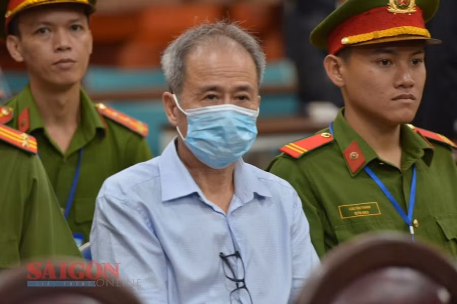 Bị cáo Nguyễn Văn Hưng tại tòa chiều 11-4. Ảnh: CAO THĂNG