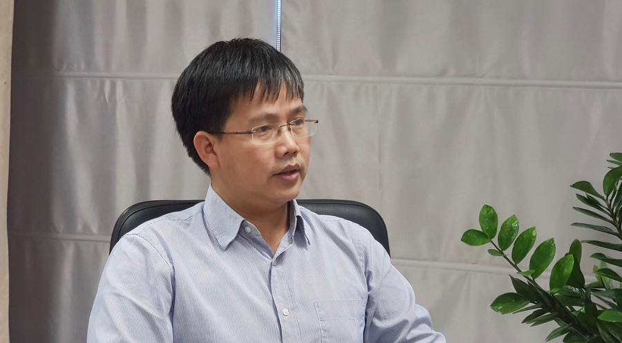 PGS.TS. Mai Văn Khiêm - Giám đốc Trung tâm Dự báo Khí tượng Thuỷ văn Quốc gia cảnh báo những đặc điểm thời tiết cần lưu ý trong năm 2023 do ảnh hưởng của El Nino. Ảnh: Hoàng Linh. PGS.TS. Mai Văn Khiêm - Giám đốc Trung tâm Dự báo Khí tượng Thuỷ văn Quốc gia cảnh báo những đặc điểm thời tiết cần lưu ý trong năm 2023 do ảnh hưởng của El Nino. Ảnh: Hoàng Linh.