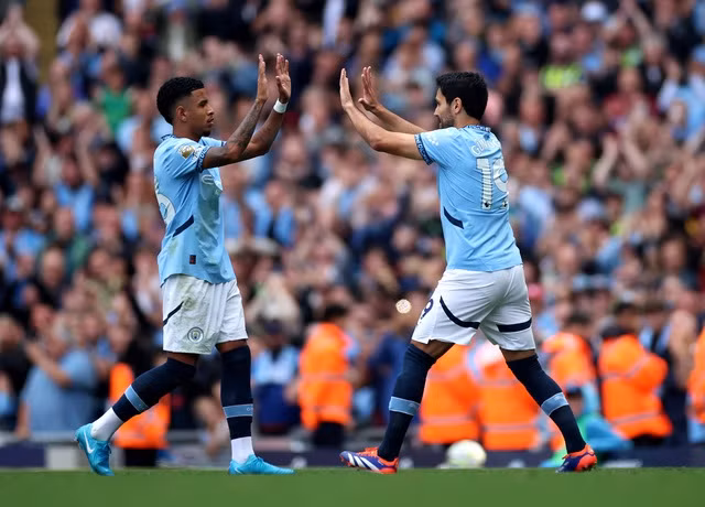 Savinho và Gundogan (19) - hai tân binh mùa hè của Man City