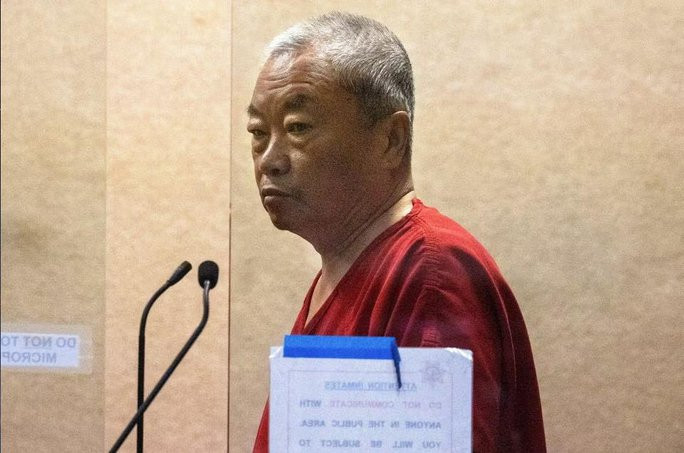 Tay súng Chunli Zhao tại phiên điều trần - Ảnh: REUTERS Tay súng Chunli Zhao tại phiên điều trần - Ảnh: REUTERS