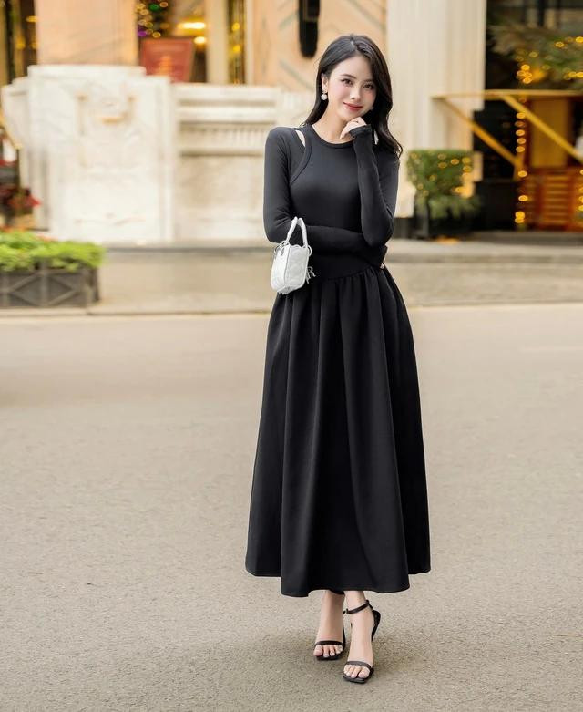 Tăng vẻ thanh lịch cho quý cô, sự kết hợp độc đáo mà đơn giản với mẫu váy xòe có chất vải mềm mại không chỉ mang đến ngoại hình thời thượng mà còn đem lại sự thoải mái và nữ tính. Thiết kế chú trọng đến từng chi tiết nhỏ, nhằm đảm bảo nét tinh tế cùng tính ứng dụng cao, dù chốn công sở hay xuống phố nàng vẫn tạo được nét riêng cá tính độc bản Tăng vẻ thanh lịch cho quý cô, sự kết hợp độc đáo mà đơn giản với mẫu váy xòe có chất vải mềm mại không chỉ mang đến ngoại hình thời thượng mà còn đem lại sự thoải mái và nữ tính. Thiết kế chú trọng đến từng chi tiết nhỏ, nhằm đảm bảo nét tinh tế cùng tính ứng dụng cao, dù chốn công sở hay xuống phố nàng vẫn tạo được nét riêng cá tính độc bản