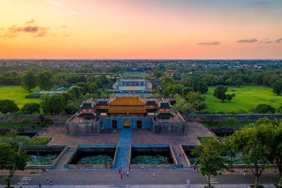 Đại nội Huế lúc hoàng hôn. Ảnh: BÙI VĂN HẢI Đại nội Huế lúc hoàng hôn. Ảnh: BÙI VĂN HẢI
