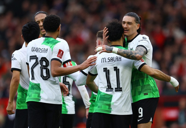 Liverpool không còn cơ hội giành cú ăn 4 Liverpool không còn cơ hội giành cú ăn 4