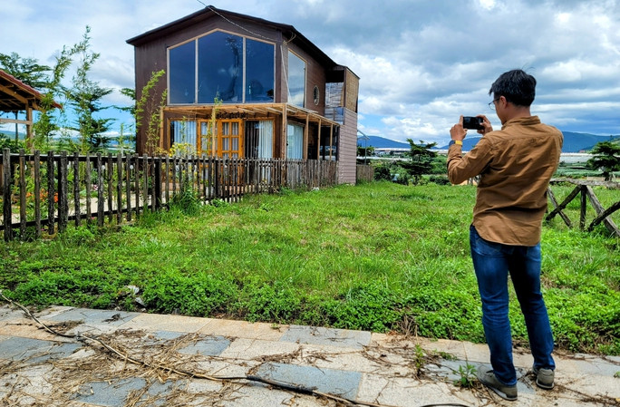 5-Box-Một-ngôi-nhà-lắp-ghép-trong-dự-án_ Một căn nhà lắp ghép trong khu vực dự án