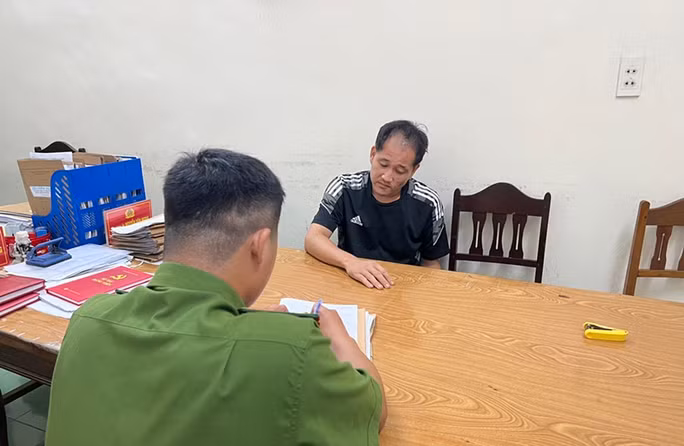 Trương Công Linh tại Cơ quan Công an