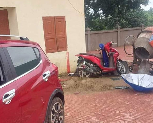 Hiện trường vụ tai nạn thương tâm. (Ảnh: N.N). Hiện trường vụ tai nạn thương tâm. (Ảnh: N.N).