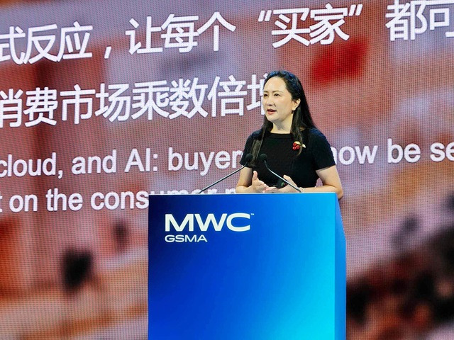 Bà Mạnh Vãn Chu chia sẻ thông tin liên quan đến chủ đề chuyển đổi số và 5G tại MWC Shanghai 2023. Ảnh: Anh Quân