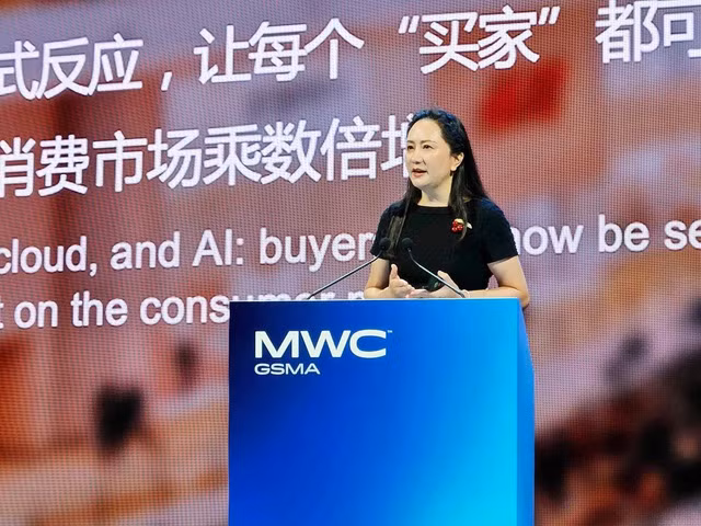 Bà Mạnh Vãn Chu chia sẻ thông tin liên quan đến chủ đề chuyển đổi số và 5G tại MWC Shanghai 2023. Ảnh: Anh Quân
