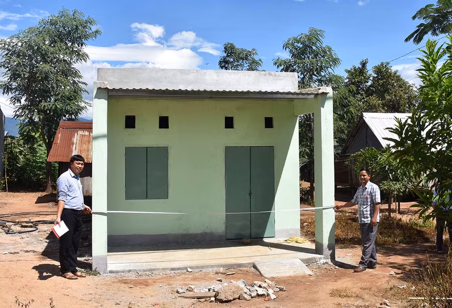 Tất cả nhà ở được hỗ trợ xây dựng cho người nghèo tại huyện Kông Chro đều đảm bảo diện tích theo quy định. Ảnh: H.T