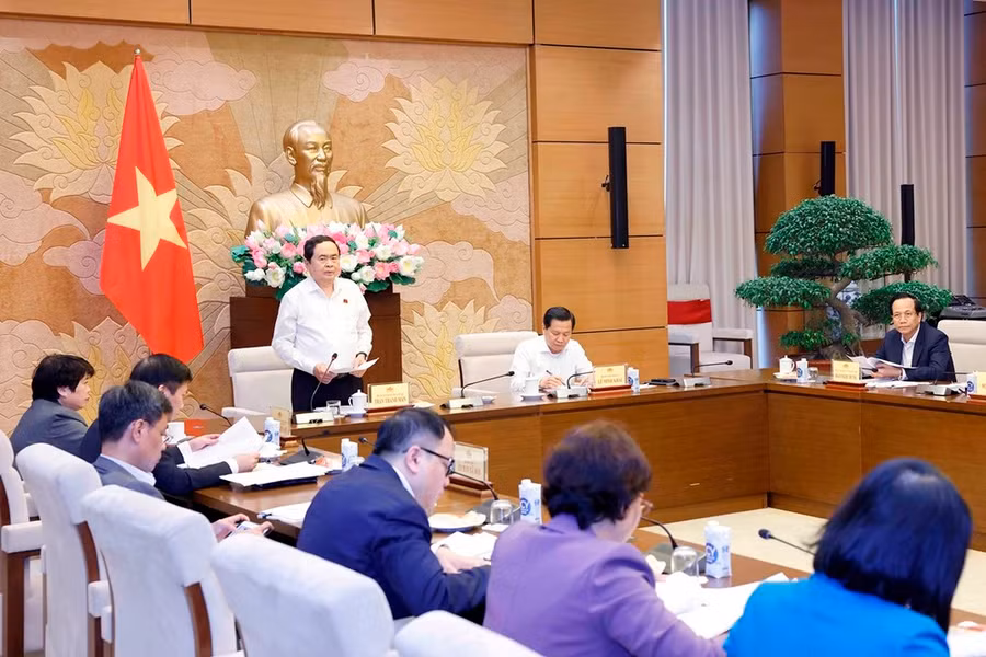 Cuộc làm việc về dự án Luật Bảo hiểm xã hội (sửa đổi) ngày 6/3/2024. (Ảnh: Doãn Tấn/TTXVN)