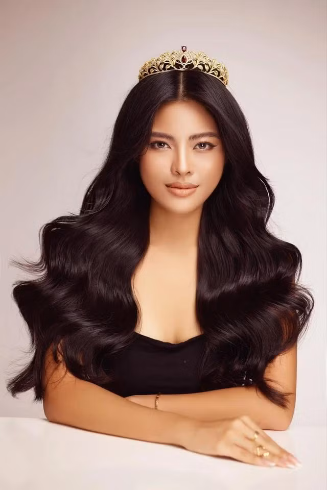 Khán giả cho rằng khi đã là á hậu, Lê Phương Thảo cần cẩn trọng khi phát ngôn. Ảnh: FBNV