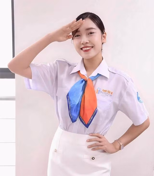 Kim Loan sở hữu vẻ ngoài rất khả ái. Ảnh NVCC