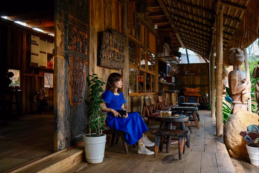 Một góc của Lem cofffee. Ảnh: Bi Ly