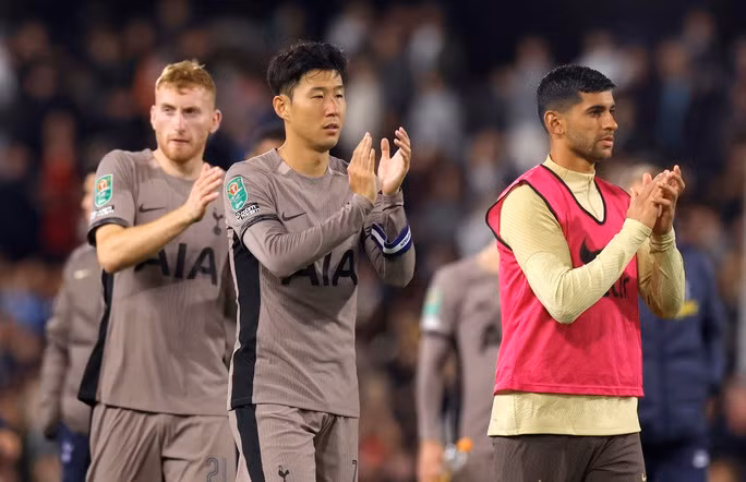 Tottenham dừng bước sớm ở League Cup để dồn sức cho các mặt trận chính