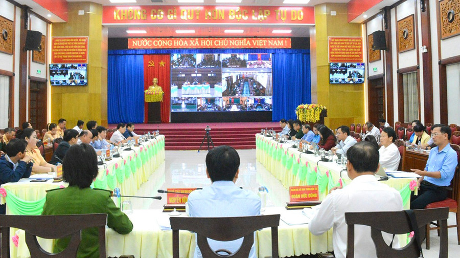Quang cảnh Hội nghị trực tuyến tổng kết công tác bảo đảm trật tự ATGT năm 2023. Ảnh: Minh Nguyễn Quang cảnh Hội nghị trực tuyến tổng kết công tác bảo đảm trật tự ATGT năm 2023. Ảnh: Minh Nguyễn