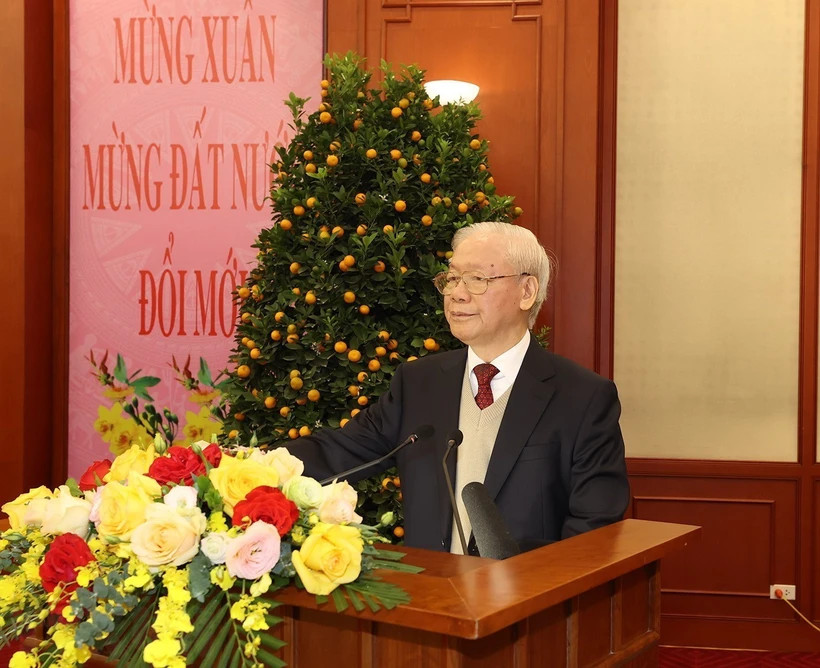 Tổng Bí thư Nguyễn Phú Trọng chúc Tết Nguyên đán Giáp Thìn 2024. (Ảnh: Trí Dũng/TTXVN) Tổng Bí thư Nguyễn Phú Trọng chúc Tết Nguyên đán Giáp Thìn 2024. (Ảnh: Trí Dũng/TTXVN)