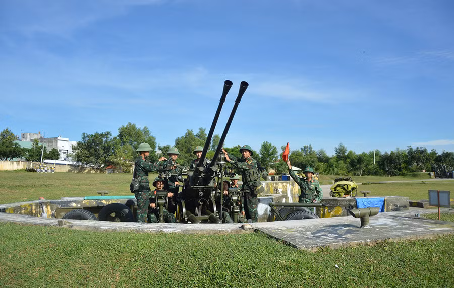 Công tác huấn luyện, sẵn sàng chiến đấu là nhiệm vụ hàng đầu ở Quân đoàn 3. Ảnh: Danh Quang