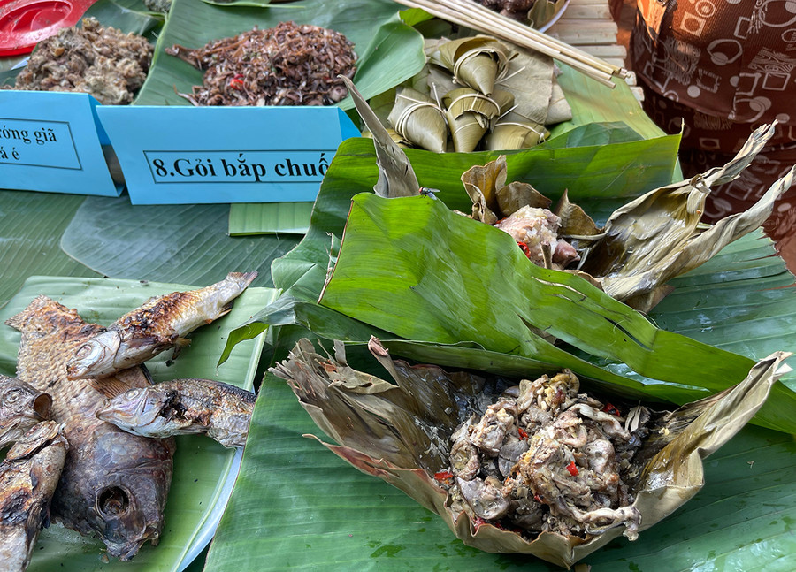 Món ăn của người Jrai luôn có sự kết hợp hài hòa các sản vật tự nhiên, có lợi cho sức khỏe. Ảnh: M.C Món ăn của người Jrai luôn có sự kết hợp hài hòa các sản vật tự nhiên, có lợi cho sức khỏe. Ảnh: M.C