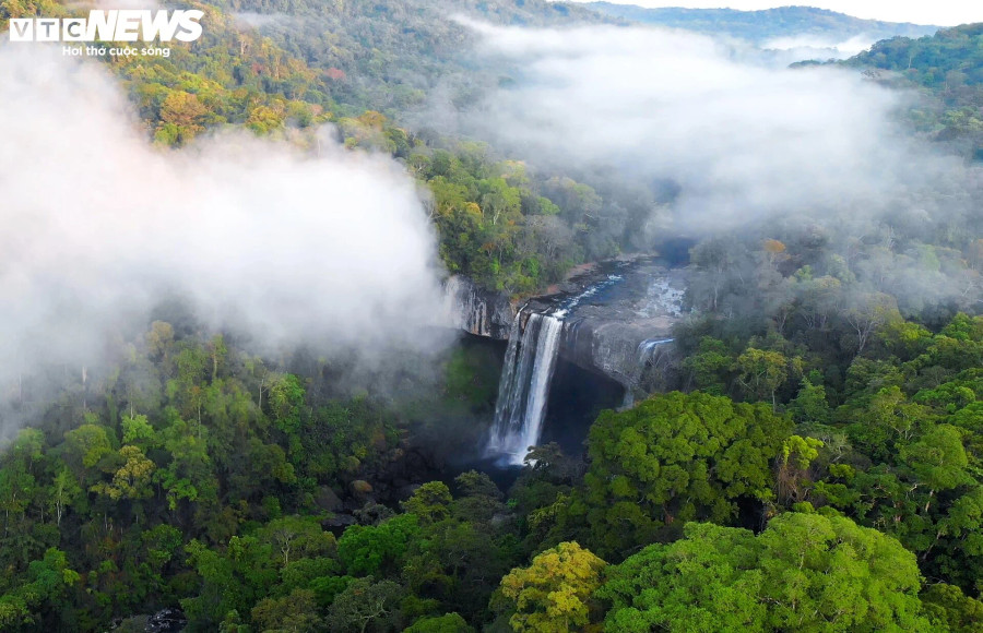 Từ tháng 1 đến tháng 6 là khoảng thời gian đẹp nhất trong năm để chinh phục thác K50. Khoảng thời gian này thời tiết khô ráo, ít mưa. Từ tháng 1 đến tháng 6 là khoảng thời gian đẹp nhất trong năm để chinh phục thác K50. Khoảng thời gian này thời tiết khô ráo, ít mưa.