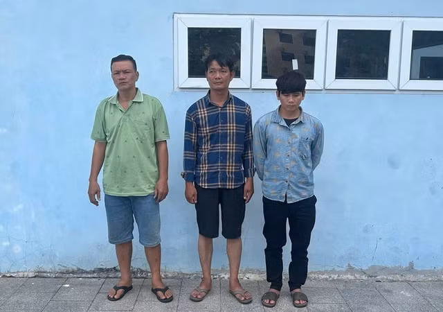 Các đối tượng cầm đầu đường dây cá độ (ảnh Công an cung cấp)