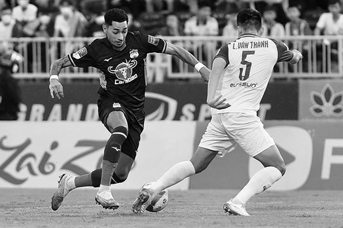 Paollo Madeira Olivera (trái) sẽ được đưa về Bồ Đào Nha an táng