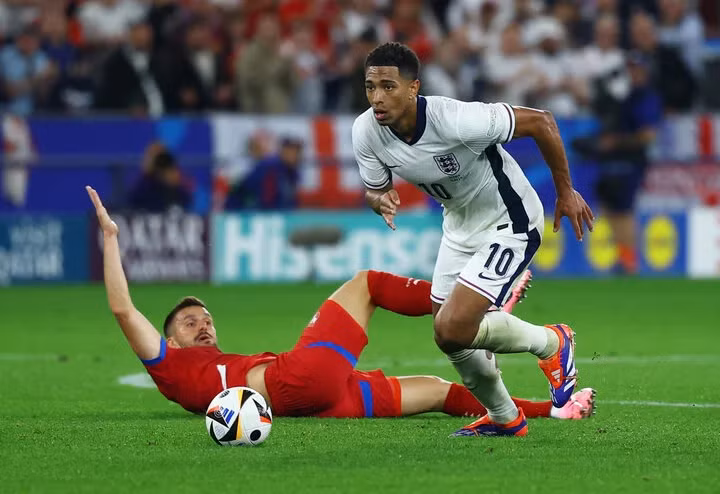 Đội tuyển Anh đánh bại Serbia.