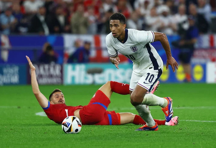 Đội tuyển Anh đánh bại Serbia.