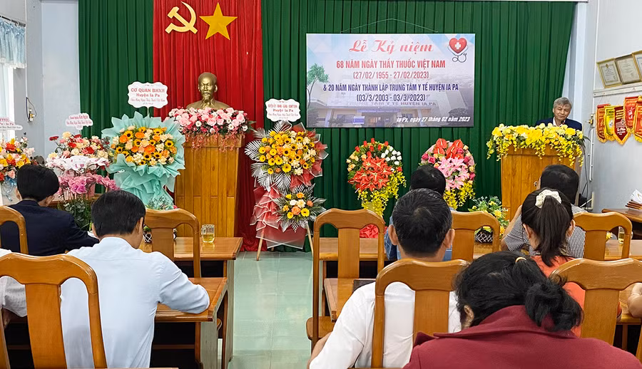 Quang cảnh buổi lễ. Ảnh: Mai Linh