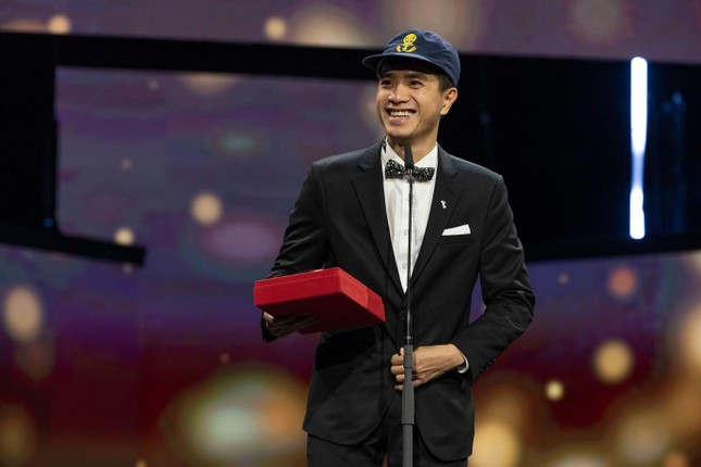 Đạo diễn Phạm Ngọc Lân - Top 5 đạo diễn mùa 1 giành giải Phim dài đầu tay xuất sắc nhất tại LHP Berlin 2024 - Ảnh: Berlinale. Đạo diễn Phạm Ngọc Lân - Top 5 đạo diễn mùa 1 giành giải Phim dài đầu tay xuất sắc nhất tại LHP Berlin 2024 - Ảnh: Berlinale.