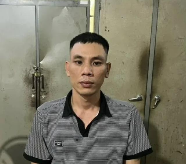 Quảng Bình: Bắt bị can đánh bạc rồi trốn truy nã suốt 5 năm - Ảnh 1. Nguyễn Hữu Bình khi bị bắt. CÔNG AN QUẢNG BÌNH