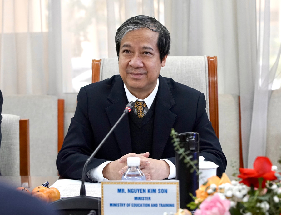 Bộ trưởng Nguyễn Kim Sơn phát biểu tại buổi tiếp. Bộ trưởng Nguyễn Kim Sơn phát biểu tại buổi tiếp.