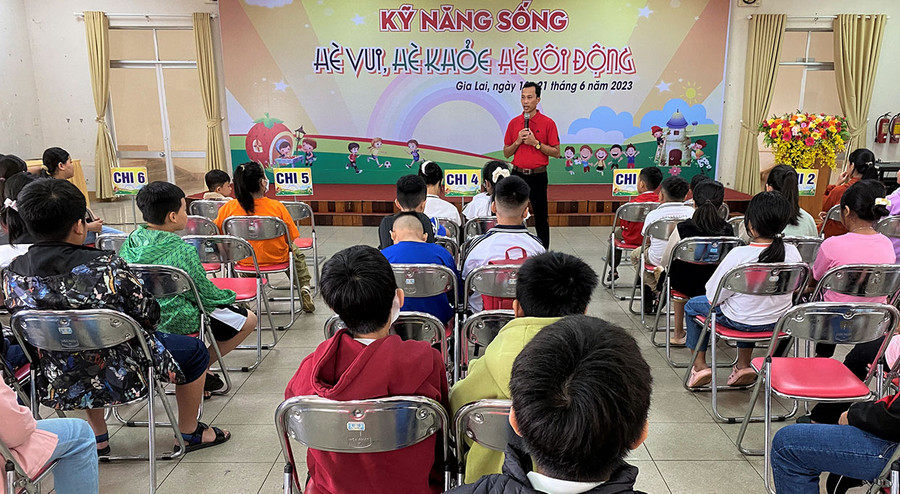 Lớp kỹ năng sống Hè vui, hè khỏe, hè sôi động. Ảnh: Hà Đức Thành