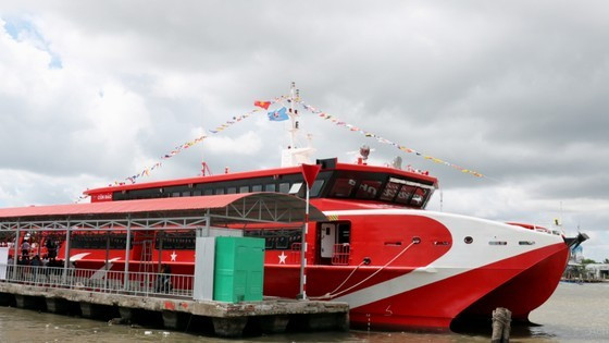 Tàu cao tốc Phú Quốc Express đậu tại Cảng khách Ông Đốc.