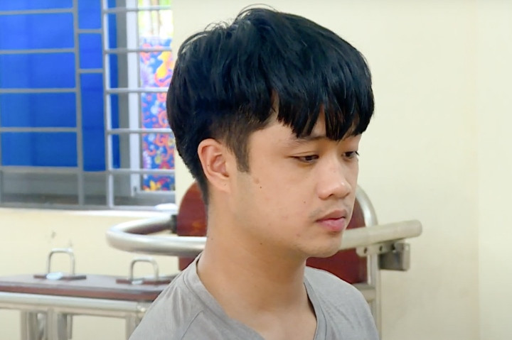 Nguyễn Thế Hoạt tại cơ quan điều tra. (Ảnh: Công an cung cấp) Nguyễn Thế Hoạt tại cơ quan điều tra. (Ảnh: Công an cung cấp)