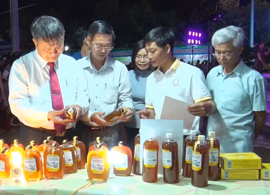 Đến nay, trên địa bàn huyện Chư Prông đã có 26 sản phẩm đạt OCOP 3 sao. Ảnh: Hồng Thương